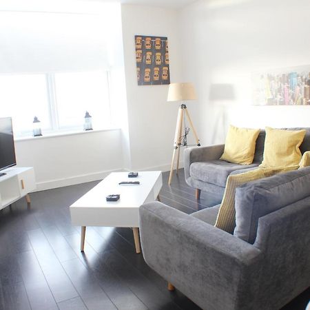 Canal Side Apartment By Serviced Living ลิเวอร์พูล ภายนอก รูปภาพ