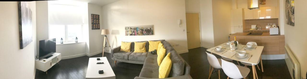 Canal Side Apartment By Serviced Living ลิเวอร์พูล ภายนอก รูปภาพ